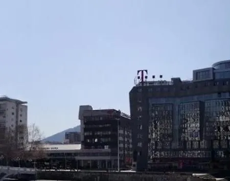 Calla 4 - Main Square, In The Shopping Center - Parking Slot With Securiti And Video Apartament Skopje