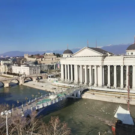 Calla 4 - Main Square, In The Shopping Center - Parking Slot With Securiti And Video * Skopje