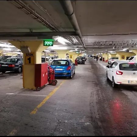 Apartament Calla 4 - Main Square, In The Shopping Center - Parking Slot With Securiti And Video Skopje