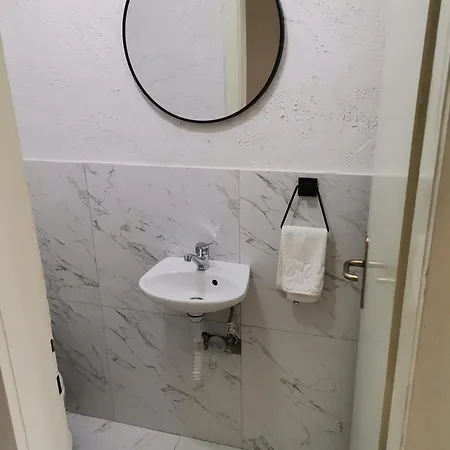 Calla 4 - Main Square, In The Shopping Center - Parking Slot With Securiti And Video *