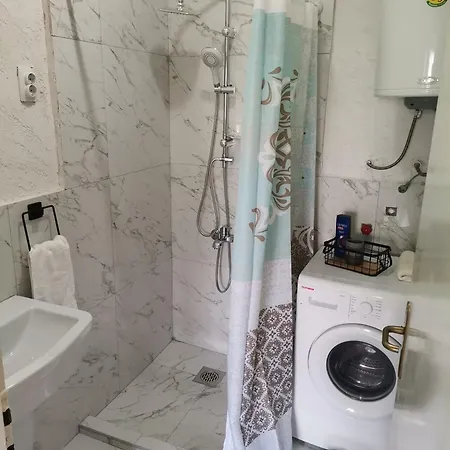 Calla 4 - Main Square, In The Shopping Center - Parking Slot With Securiti And Video *