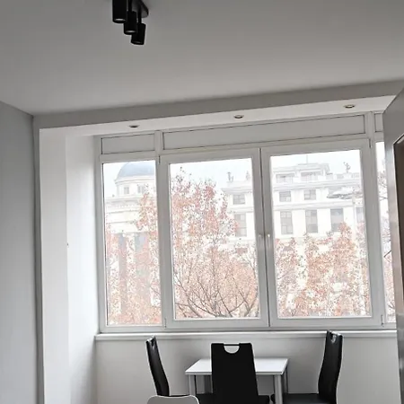 Calla 4 - Main Square, In The Shopping Center - Parking Slot With Securiti And Video *