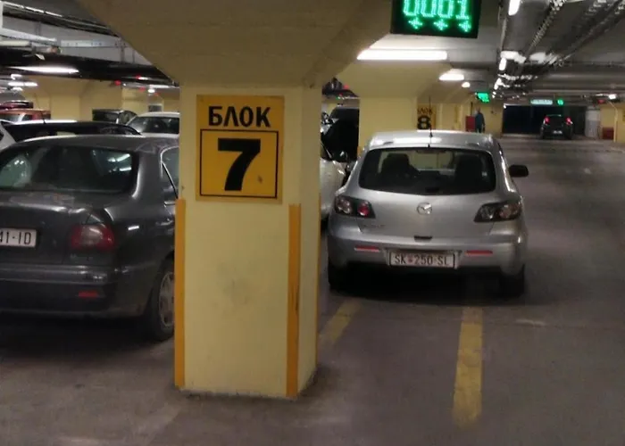 Calla 4 - Main Square, In The Shopping Center - Parking Slot With Securiti And Video * Szkopje