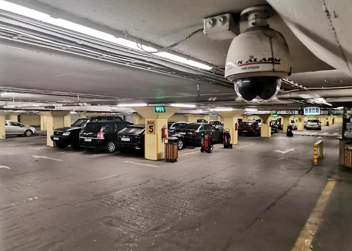 Calla 4 - Main Square, In The Shopping Center - Parking Slot With Securiti And Video Appartement Skopje