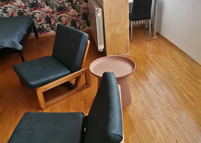 Calla 4 - Main Square, In The Shopping Center - Parking Slot With Securiti And Video *