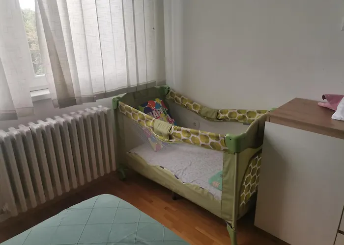 Calla 4 - Main Square, In The Shopping Center - Parking Slot With Securiti And Video * Szkopje