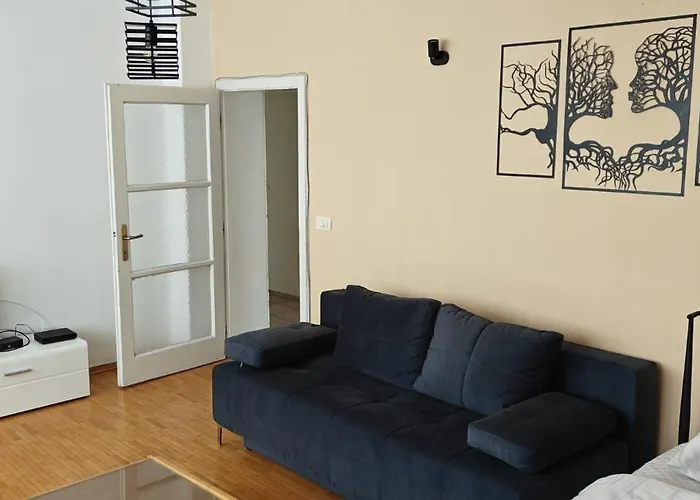 Calla 4 - Main Square, In The Shopping Center - Parking Slot With Securiti And Video Appartement