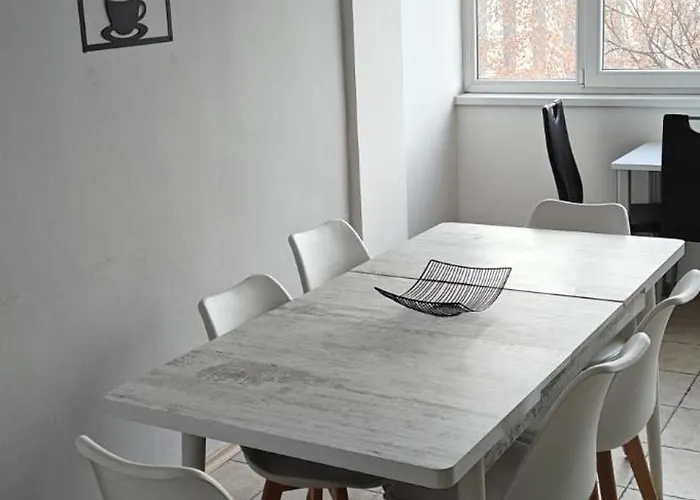 Calla 4 - Main Square, In The Shopping Center - Parking Slot With Securiti And Video Apartman *